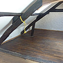 Avant les travaux: le plancher et les poutres noircies assombrissaient l’espace ne mettaient pas en valeur le grand plateau du séjour.