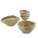 Provenant de la Manufacture de Digoin, bols, saladiers et jattes en en grès déformés ou cabossés, lors de la fabrication, mais sauvés de la destruction.