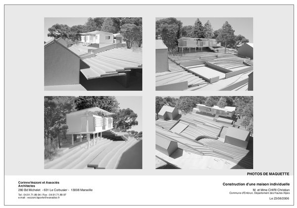 Maquette : la maison sur pilotis est composée de plusieurs volumes fragmentés comme des boîtes réunies sous une toiture unique.