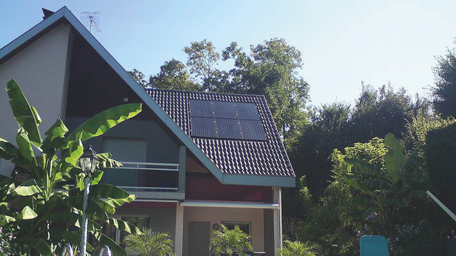 Les panneaux solaires hybride produisent jusqu'à deux fois plus d'énergie pour une maison individuelle et jusqu'à quatre fois plus d'énergie pour un bâtiment collectif.