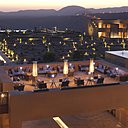 La nuit, l’ambiance est magique !