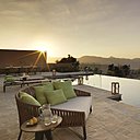 Un salon et une salle à manger d’extérieur et prolonge les espaces intérieurs.