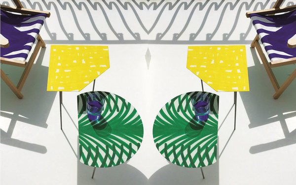 L’héritage de l’esprit de la « Mare Moda a Capri » perdure : les lignes géométriques, les couleurs fortes sont devenus les codes graphiques d’un style méditerranéen.