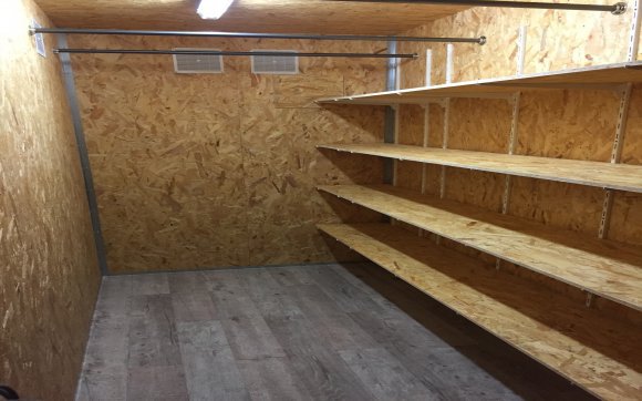 Une fois parfaitement rénovée, avec des étagères, un sol propre et l’électricité aux normes, une cave pourra se louer de la même façon qu'un autre bien immobilier.