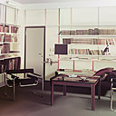 Adrian Sauer, maison du directeur Gropius, œuvre réalisée à partir d’une photographie couleur AGFA de l’année 1926 ou 1927, trouvée dans les archives du Bauhaus à Berlin, 2015, CPrint numérique, 120 cm x 169 cm.