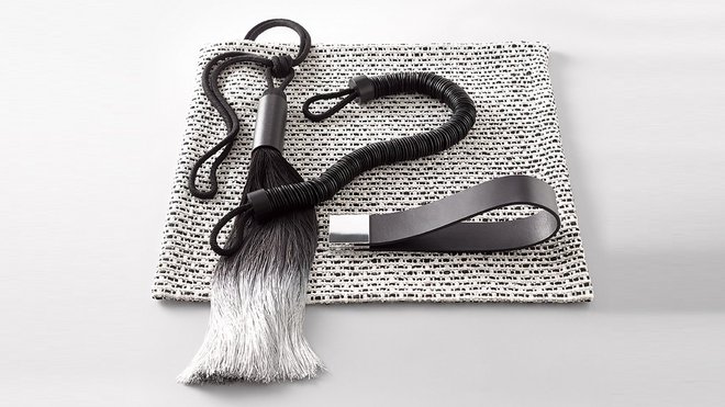 Harmonie. Cette collection d’accessoires de rideaux a été conçue dans un esprit sobre et raffiné résolument contemporain. Tissus Sonatina, création Ulf Moritz, Sahco.