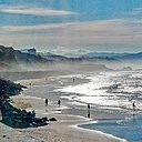 A Biarritz, aux pieds du Surfing « La Côte des Basques », et l’océan, paradis des surfeurs.