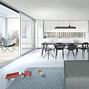 Le dessin du projet a été travaillé de manière à donner une réelle impression de légèreté comme en lévitation au-dessus du jardin.