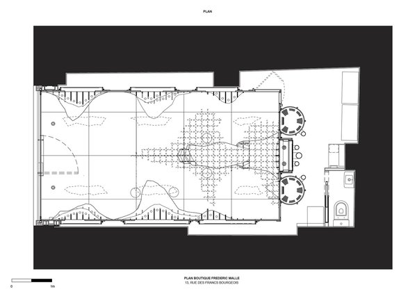 L’architecture intérieure de la parfumerie Jakob+Farlane dessine une série d'îles mystérieuses qui sont à la fois des étagères, des tables…