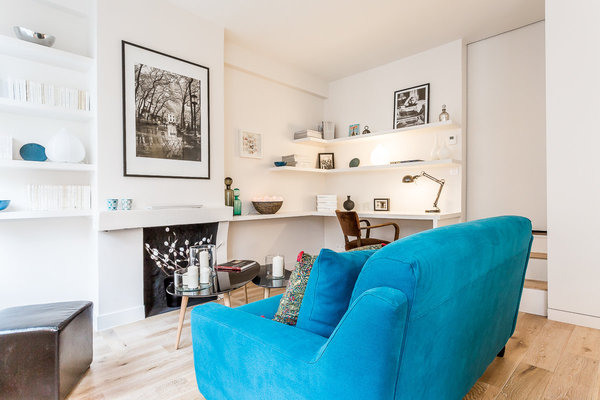 La cheminée a été entièrement recouverte d’un enduit. Auparavant, elle était recouverte de briques rouges.