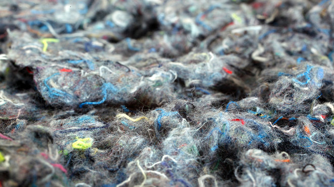 Cet isolant à souffler en textile recyclé est hygrorégulateur et capte l’humidité ambiante sans perdre ses performances. Il est également insensible aux moisissures et garantit une intégrité thermique de longue durée. Gamme Isonat Cotonwool by Buitex. Cet isolant à souffler en textile recyclé est hygrorégulateur et capte l’humidité ambiante sans perdre ses performances. Il est également insensible aux moisissures et garantit une intégrité thermique de longue durée. Gamme Isonat Cotonwool by Buitex.