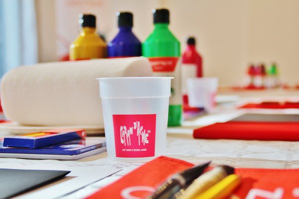 Tout est prêt pour le workshop Caran d'Ache.