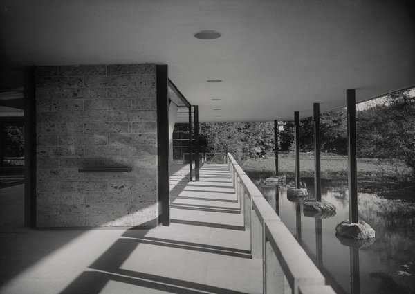 Terrasse du Musée d’Art Moderne de Kamakura.