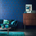 Inspirée des codes graphiques et architecturaux des années 1920, la collection Ernest en textile intissé avec décor Pavillon, coloris 7028 05 13, largeur 140 cm, vendu au mètre.