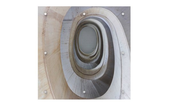 Stairway to Heaven, et enroulement d’escalier photo impression jet d’encre sur papier. Collage sous Plexi Diasec, montage avec aluminium et laiton, création Michel Figuet et Atelier Relief, 2017.