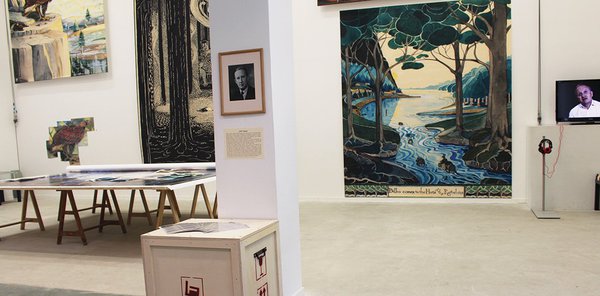 La Cité internationale de la Tapisserie d'Aubusson inaugure le nouvel accrochage de sa plateforme de création investie par la cartonnière chargée de la réalisation de l’ensemble des cartons des tissages.