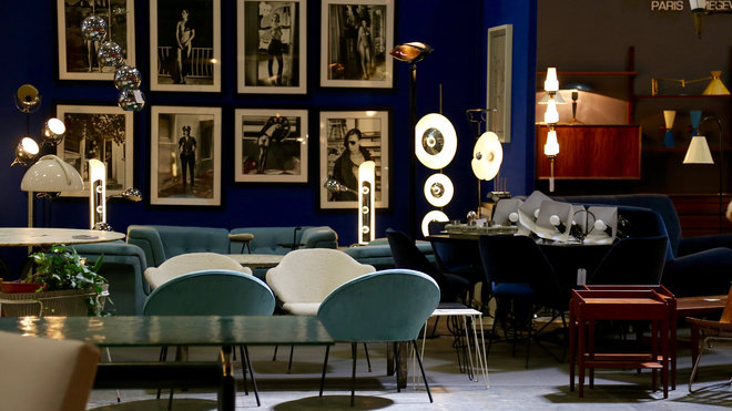 Stand de L’Atelier 55, basé à Megève, qui offre une très belle sélection de luminaires vintage. Stand de L’Atelier 55, basé à Megève, qui offre une très belle sélection de luminaires vintage.