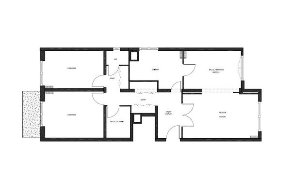 Plan existant avant travaux : une pièce à vivre très grande, mais seulement deux chambres. De l’espace perdu dans l’entrée et les dégagements des chambres.