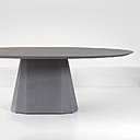 Table Stone Edge en roche de grès pietra serena sur nid d’abeille (L 230 x P 110 x H 75 cm). Pièce unique.