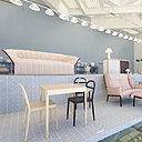 A gauche, chaises Österlen en frêne naturel ou laqué noir avec dossier surligné d’une surface plane qui assure un meilleur confort. Avec table assortie, créations Inga Sempé pour Gärsnäs en 2011. En haut, canapé Moël au dossier enveloppant formant une corolle en mousse et bois cintré avec habillage textile bi-matières ou bicolore. Création Inga Sempé pour Ligne Roset en 2007.