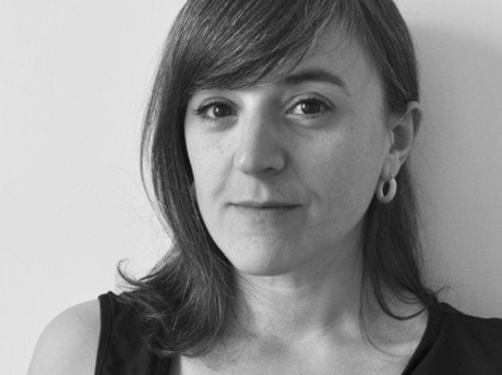 La designer couleur et matière Lauriane Beaunier spécialiste du motif studio Excla