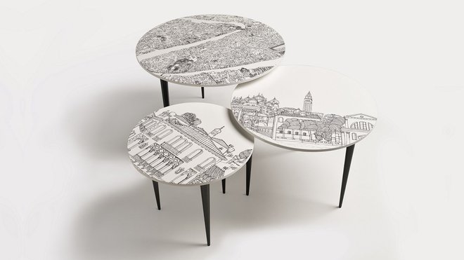 La laque et l’impression numérique se combinent pour cet ensemble de tables raffinées de l’éditeur italien Extroverso,