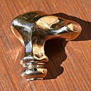 Copie d’un bouton de porte. Modèle réédité par Le Cercle Guimard.