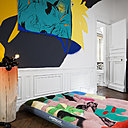 Lampes Blesse, socle Katia Jacquet, matelas Antwan Horfee, fresque Louis Granet, œuvre lumineuse Nathalie Talec.