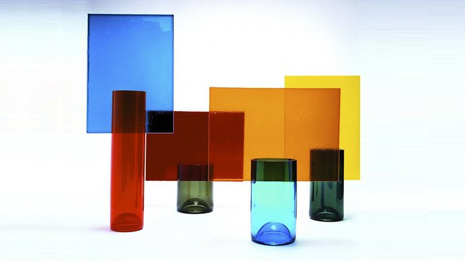 Série de 5 pièces imaginées par le designer Pierre Charpin, CIRVA 1998-2001. Série de 5 pièces imaginées par le designer Pierre Charpin, CIRVA 1998-2001.