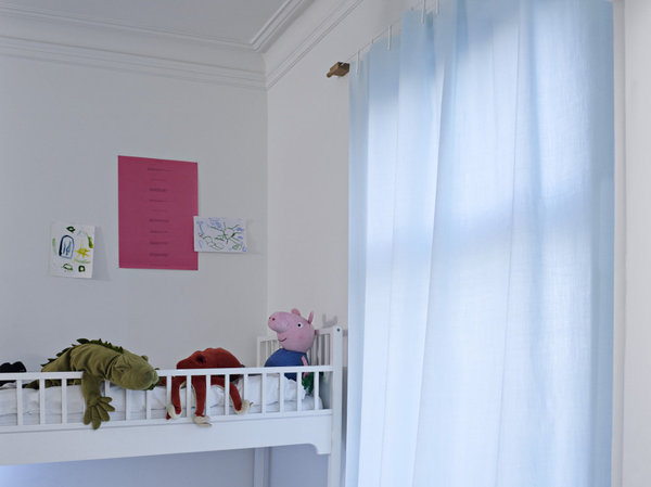 Ambiance chambre d’enfant qui s’adapte à différents âges.