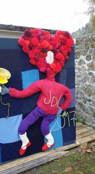 Petits et grands se sont bien amusés dans les rues de la ville.