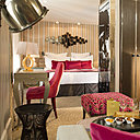 Junior suite aux tons pimpants sur le thème du Cinéma à Hollywood.