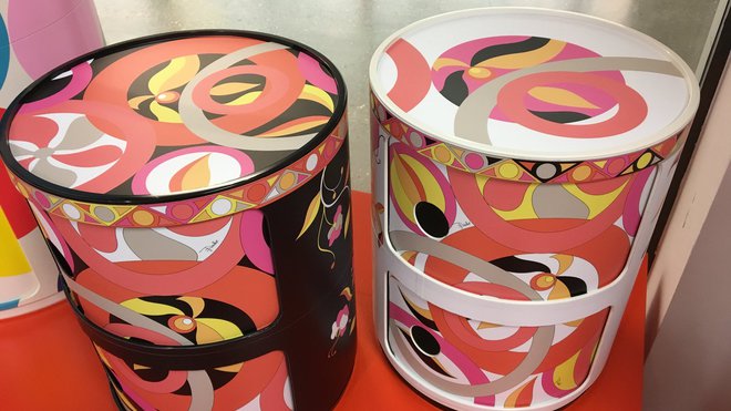 Quand la mode rejoint le design, en version imprimé psychédélique par Emilio Pucci. Quand la mode rejoint le design, en version imprimé psychédélique par Emilio Pucci.