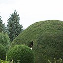 Le dôme géant, sous lequel une famille entière peut s’abriter, offre un volume enveloppant surprenant.