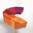 Modèle de canapé modulaire Chromatique aux formes organiques, caractérisé par une explosion de couleurs. Structure en panneaux de particules de bois et mousse de polyuréthane recouverte d’un tissu extensible. Création Kwok Hoï Chan, et éditée par Steiner.
