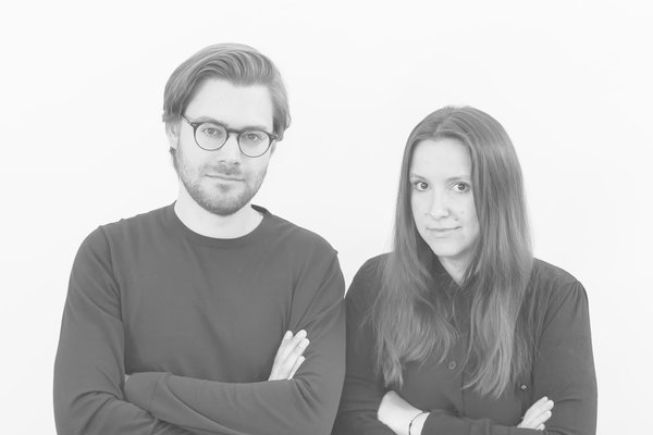 Le studio UAU project a été créé à Varsovie en 2011 par Justyna Fatdzinska et Mitosz Dabrowski, deux diplômés en Design Industriel à l’Académie des Beaux-Arts de Varsovie.