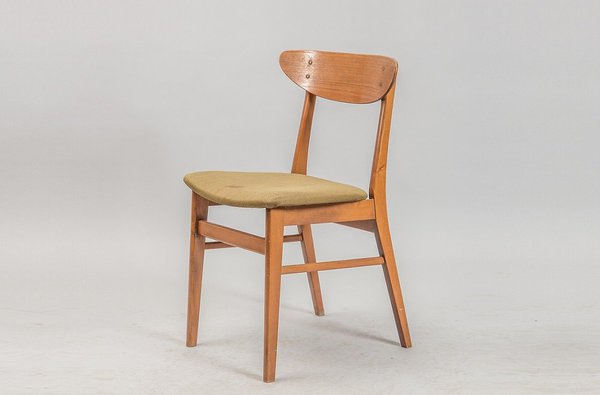 Ensemble de la Collection «Monaco», 1960. Ajdugé 210 € le 29 janvier 2017 par Helsingborgs Auktionskammare.