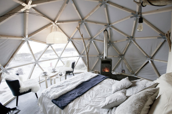 L'Aventure Nordique accueille plusieurs hébergements pour vivre des expériences uniques en pleine montagne à Gourette dans les Pyrénées.