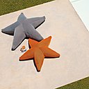 En forme d’étoile de mer, coussins XXL d’extérieur ASV Mobilier, modèle Star1.