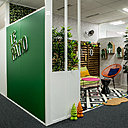 Ambiance jardin urbain dans Le Patio.