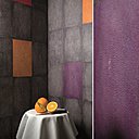 Esprit Art déco revisité en couleurs avec ses dalles en peau de galuchat, entre le cuir et le minéral. Modèle Galuchat, création Christophe Fey Concept.