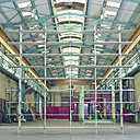 Etagère Opus, en aluminium anodisé, nid d’abeilles aluminium. Edition MSZ, 2016. Fabrication Euro-Shelter, Collection particulière.