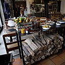 Chaque samedi et dimanche, Benoît Castel propose un brunch à volonté et de saison dans sa boulangerie de Ménilmontant.