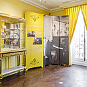 La salle Martial rend hommage au père de Gustave Caillebotte, Martial Caillebotte, compositeur et interprète de musique, inventeur d’un système de classement pour philatéliste, photographe et reporter.