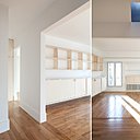 En complément, une lucarne, souvenir des parties communes préexistantes, projette une lumière zénithale au cœur de l’appartement. Le puits de lumière, couleur ardoise, ultime rappel des toits de Paris, ajoute encore une note de raffinement à l’ensemble.
