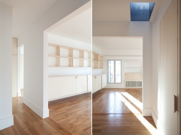 En complément, une lucarne, souvenir des parties communes préexistantes, projette une lumière zénithale au cœur de l’appartement. Le puits de lumière, couleur ardoise, ultime rappel des toits de Paris, ajoute encore une note de raffinement à l’ensemble.