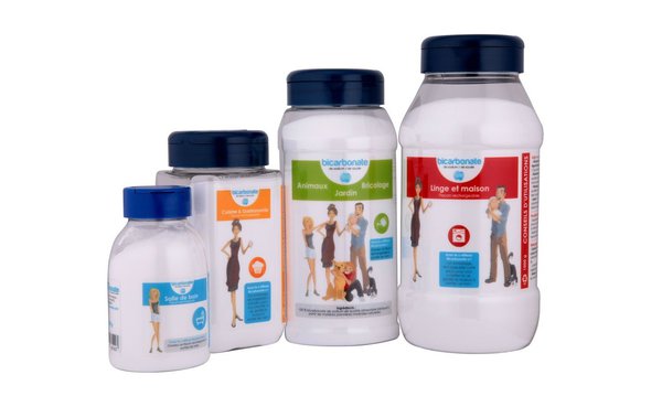 Déclinaison de 4 flacons rechargeables de la Cie du Bicarbonate pour toutes les pièces de la maison.