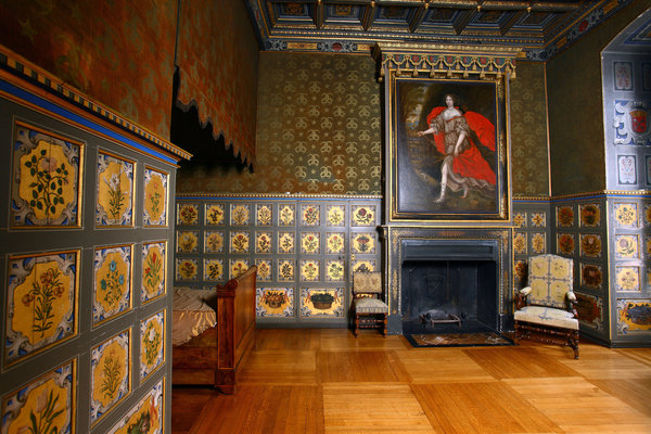 La Chambre des Fleurs et ses peintures ayant servi de motifs de base pour le « Parterre aux Fleurs ».