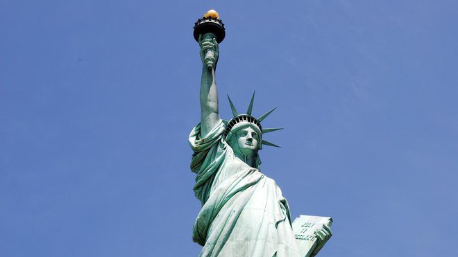 La Statue de la Liberté: un monument gratte-ciel imaginé par Auguste Bartholdi en 1886.