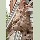 Chaque ornementation a été réalisée à partir de moulages artisanaux d’éléments existants, qui se sont associés à la mise en œuvre de nouvelles solutions techniques pour les protéger de nouveaux ravages de l’eau.